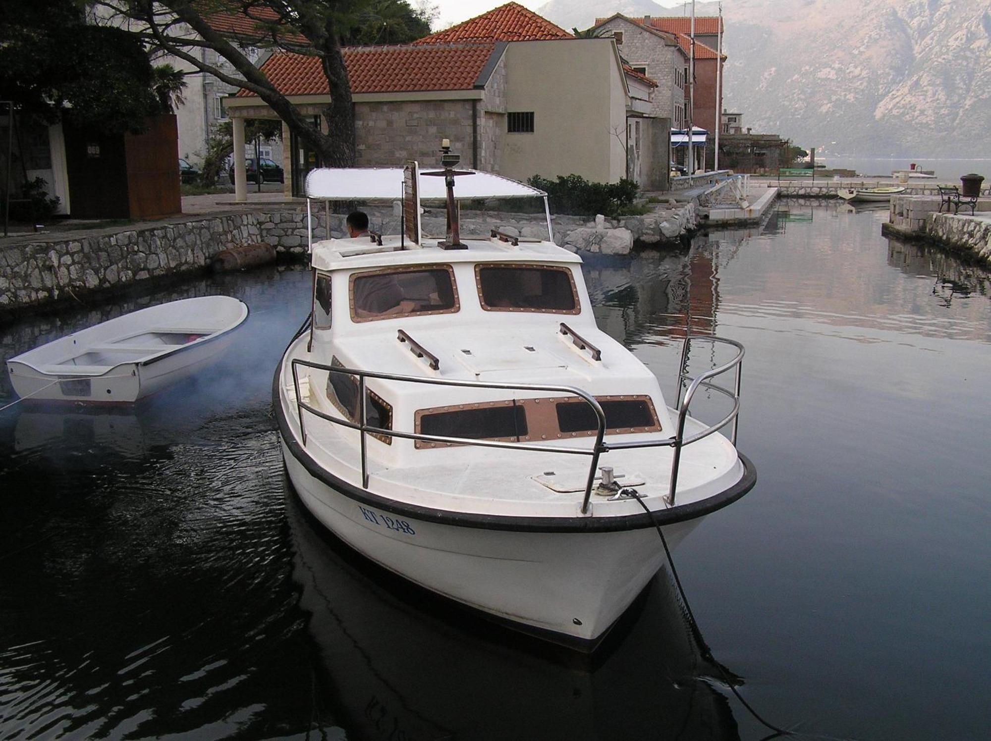 Djurovic Apartments Montenegro Kotor Exterior photo