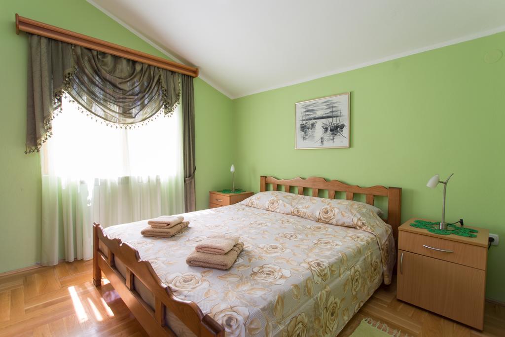 Djurovic Apartments Montenegro Kotor Exterior photo