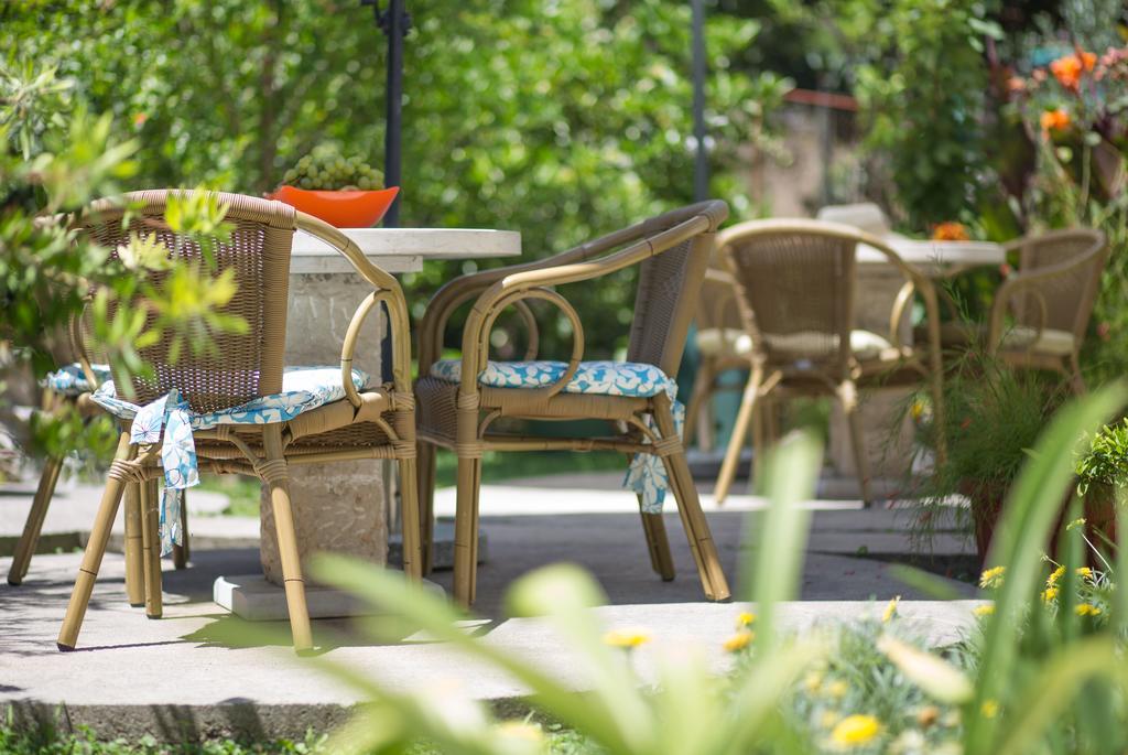 Djurovic Apartments Montenegro Kotor Exterior photo